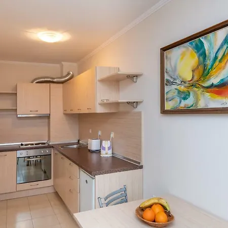 Apartamento Complex Severina *