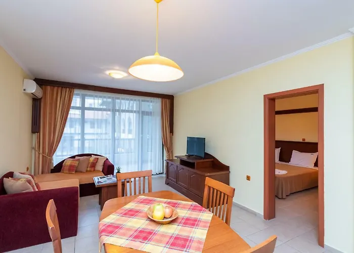 Complex Severina Σάνι Μπιτς