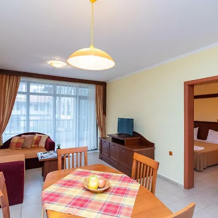 Complex Severina ساني بيتش